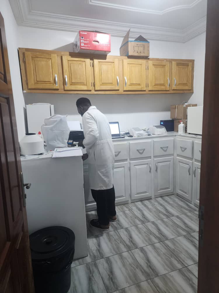 ANNAVIGA lab bench